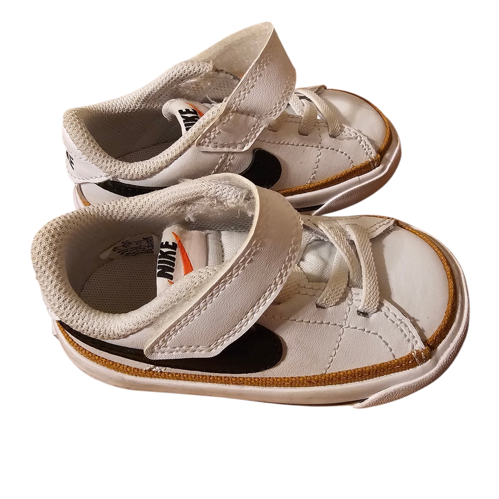 Nike Kids White and Black Sneakers